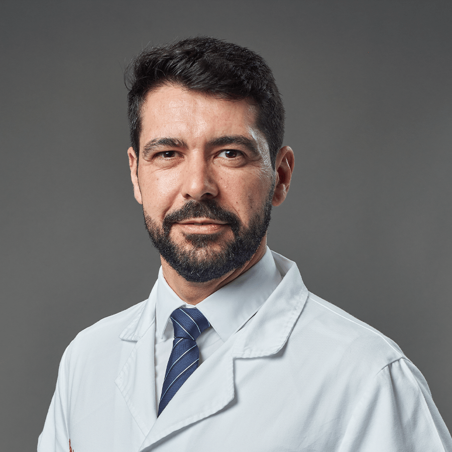 dr_pedro_simas_02_900x900 Dr. Pedro Simas